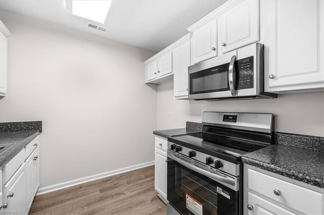 905 Lakeside DR, Suffolk, VA 23435