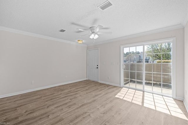 905 Lakeside DR, Suffolk, VA 23435