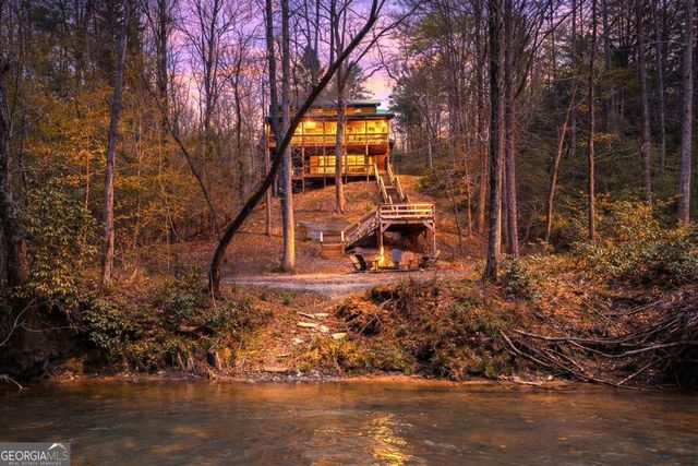 40 Graham Court, Ellijay, GA 30540