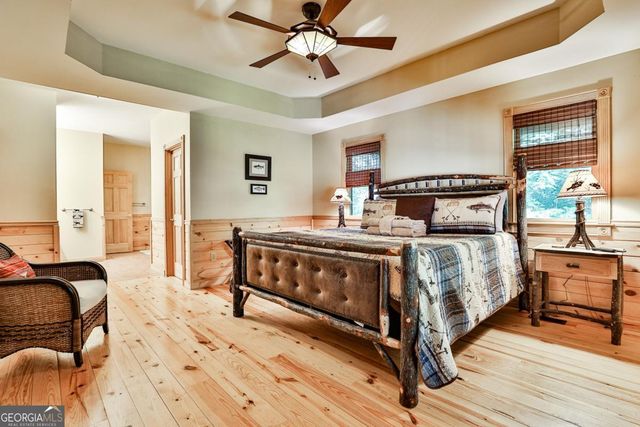 40 Graham Court, Ellijay, GA 30540