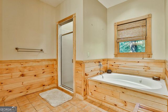 40 Graham Court, Ellijay, GA 30540