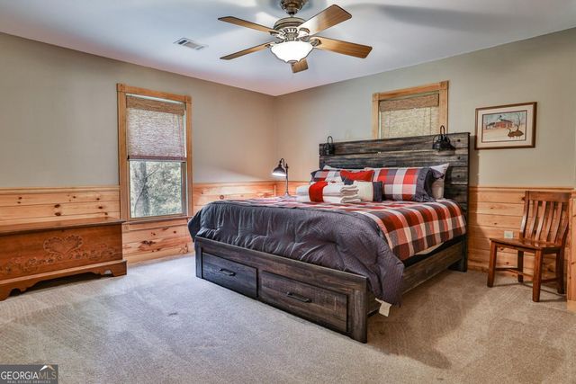40 Graham Court, Ellijay, GA 30540