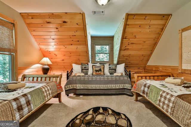 40 Graham Court, Ellijay, GA 30540