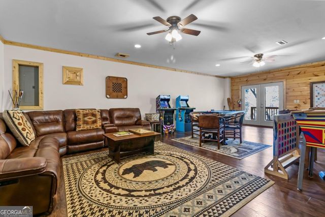 40 Graham Court, Ellijay, GA 30540