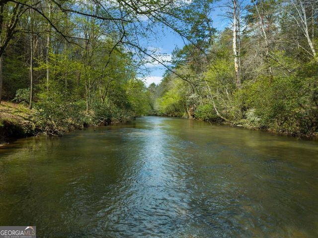 40 Graham Court, Ellijay, GA 30540