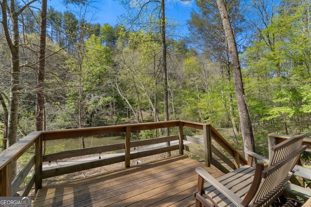 40 Graham Court, Ellijay, GA 30540