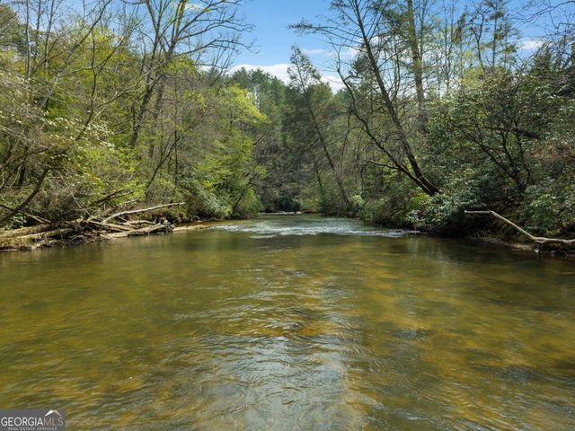 40 Graham Court, Ellijay, GA 30540