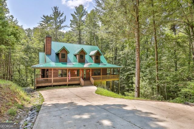40 Graham Court, Ellijay, GA 30540