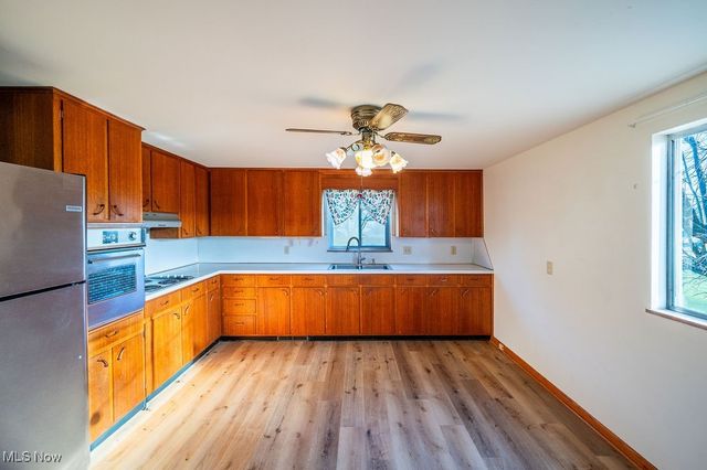 64 Sun Street, Parkersburg, WV 26101