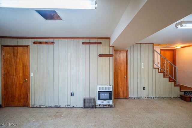 64 Sun Street, Parkersburg, WV 26101