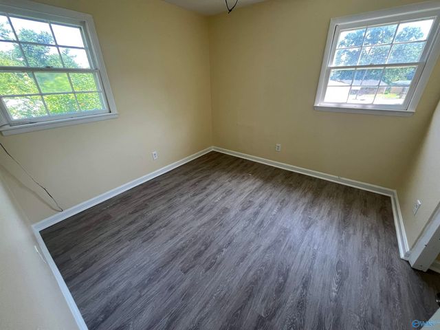 3831 Crane Drive NE, Huntsville, AL 35811