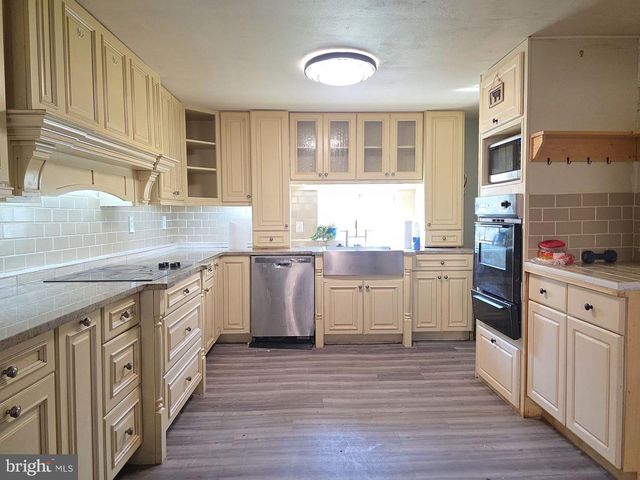 44 HIGHLAND AVE, Clementon, NJ 08021