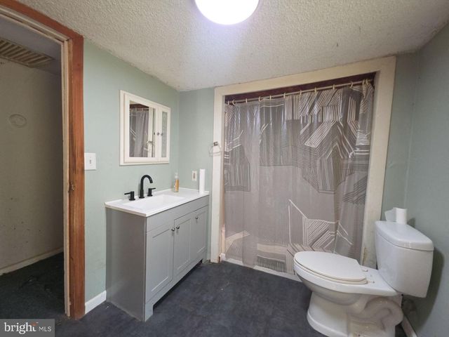 44 HIGHLAND AVE, Clementon, NJ 08021