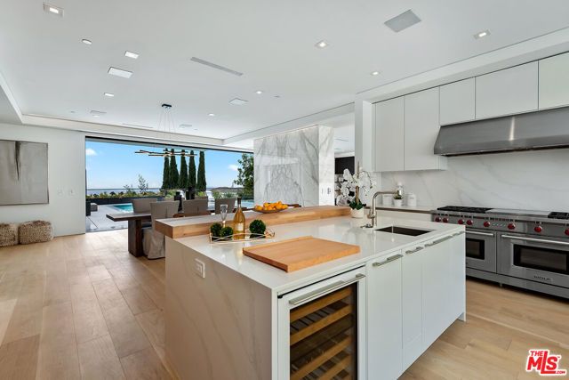 5107 Los Hermosos Way, Los Angeles, CA 90027