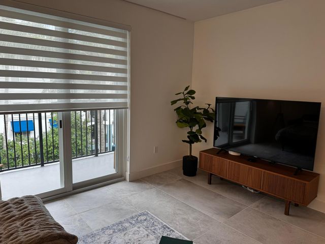 250 NE 3rd Avenue 1-416, Delray Beach, FL 33444