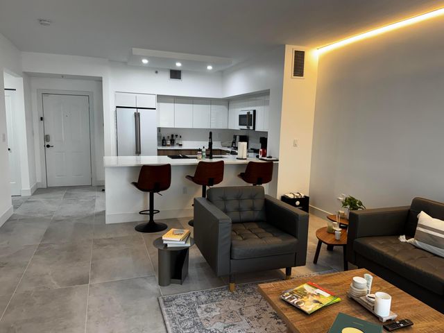 250 NE 3rd Avenue 1-416, Delray Beach, FL 33444