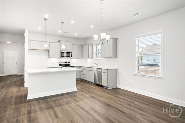 378 Monterey Loop, Richmond Hill, GA 31324