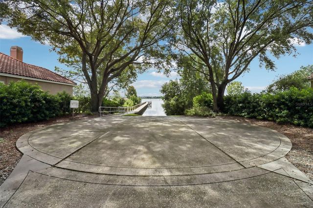 1033 AUGUSTUS LANE, Mount Dora, FL 32757