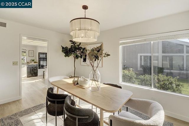 975 Terra California Dr 1, Walnut Creek, CA 94595