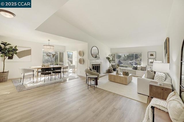 975 Terra California Dr 1, Walnut Creek, CA 94595