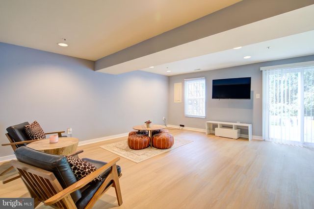 8534 RITCHBORO RD, District Heights, MD 20747