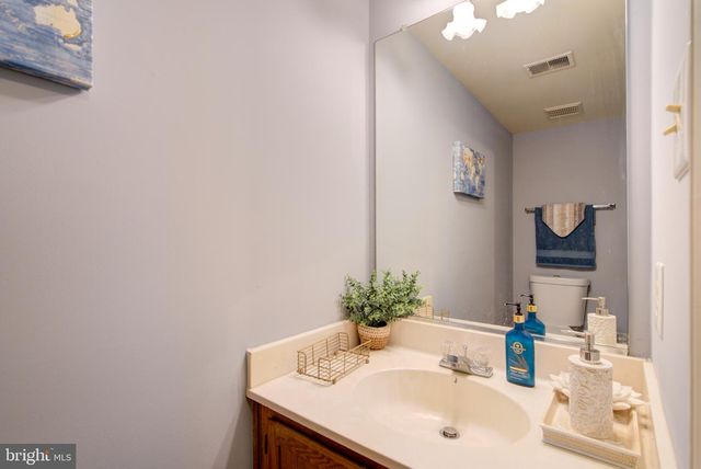 8534 RITCHBORO RD, District Heights, MD 20747