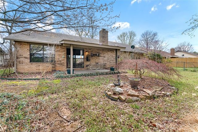 1506 E Cortland Street, Fayetteville, AR 72703