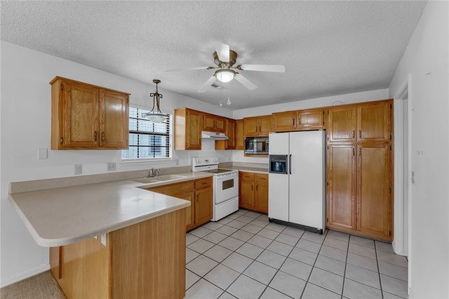 1506 E Cortland Street, Fayetteville, AR 72703