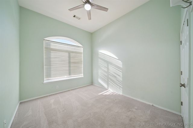 4213 S Redwood Avenue, Broken Arrow, OK 74011