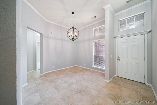 4213 S Redwood Avenue, Broken Arrow, OK 74011