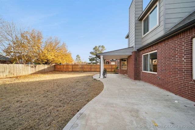 4213 S Redwood Avenue, Broken Arrow, OK 74011