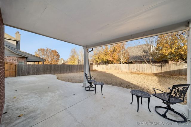 4213 S Redwood Avenue, Broken Arrow, OK 74011