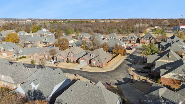 4213 S Redwood Avenue, Broken Arrow, OK 74011