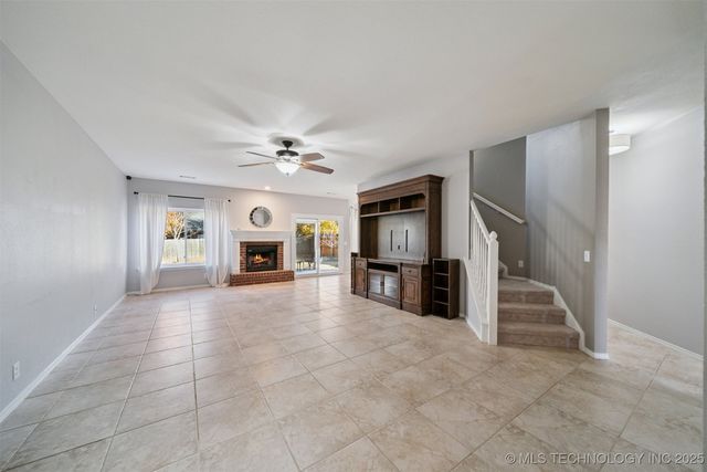 4213 S Redwood Avenue, Broken Arrow, OK 74011