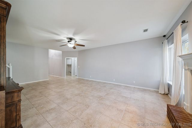 4213 S Redwood Avenue, Broken Arrow, OK 74011