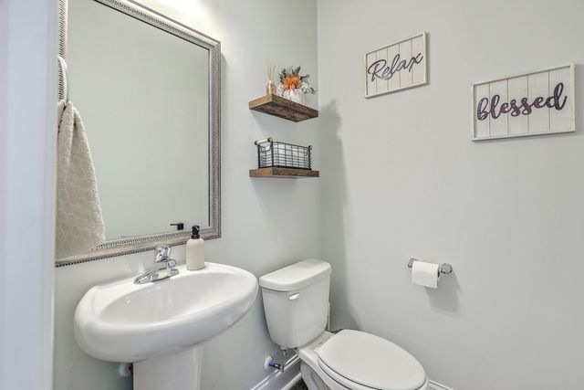 602 Ravensridge Lane, Moncks Corner, SC 29461