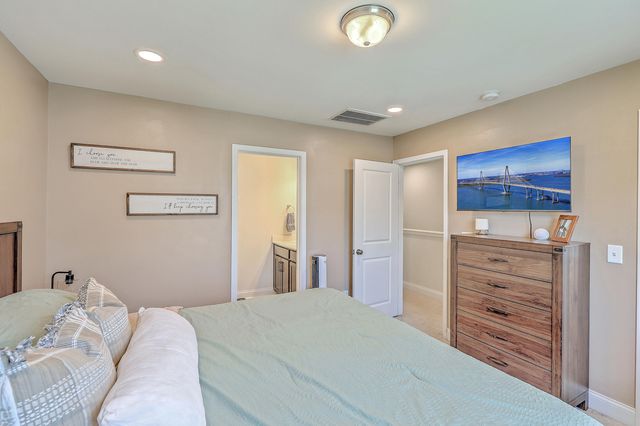 602 Ravensridge Lane, Moncks Corner, SC 29461