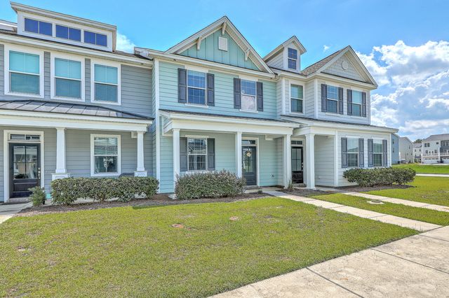 602 Ravensridge Lane, Moncks Corner, SC 29461