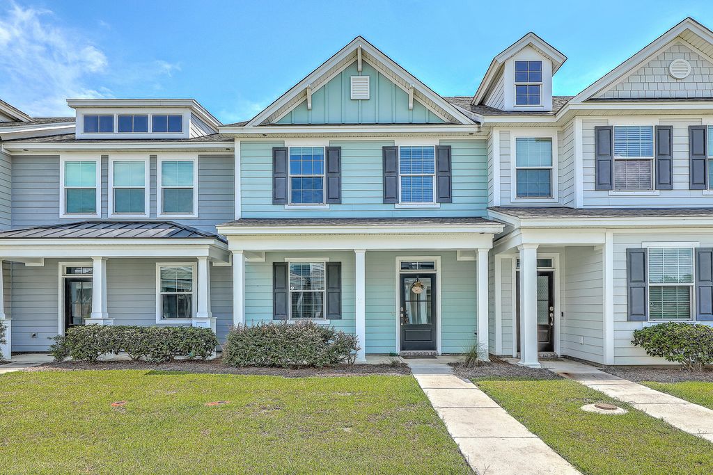 602 Ravensridge Lane, Moncks Corner, SC 29461