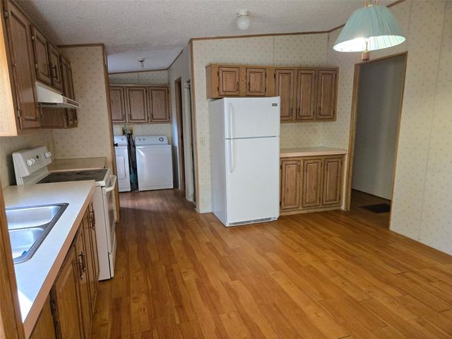 733 1ST STREET, Polk City, FL 33868