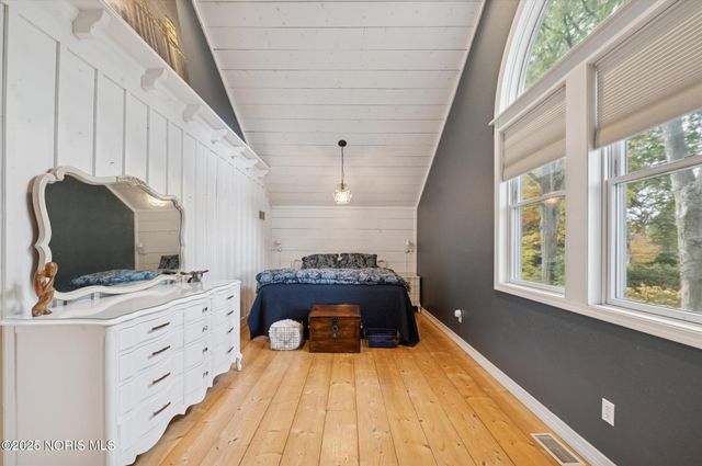 2276 Burroughs Drive, Toledo, OH 43614