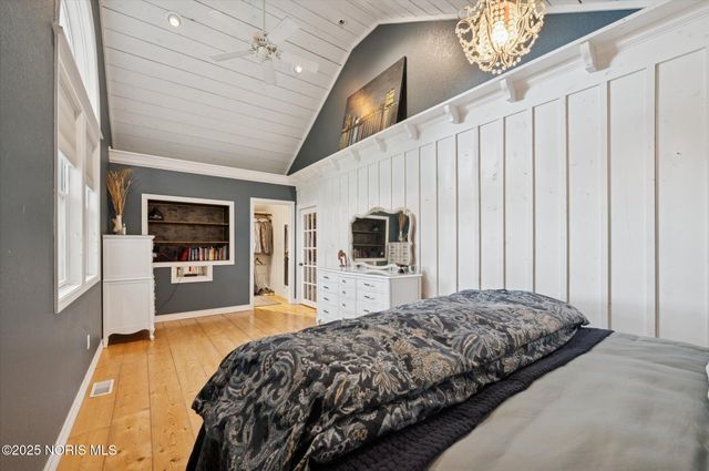 2276 Burroughs Drive, Toledo, OH 43614