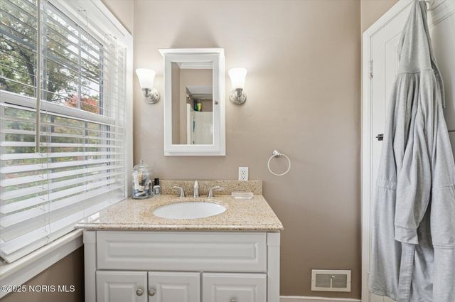 2276 Burroughs Drive, Toledo, OH 43614