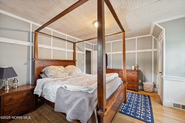 2276 Burroughs Drive, Toledo, OH 43614