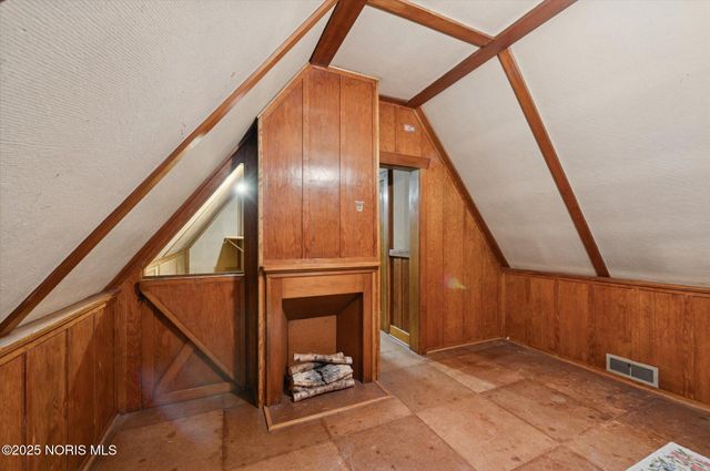 2276 Burroughs Drive, Toledo, OH 43614