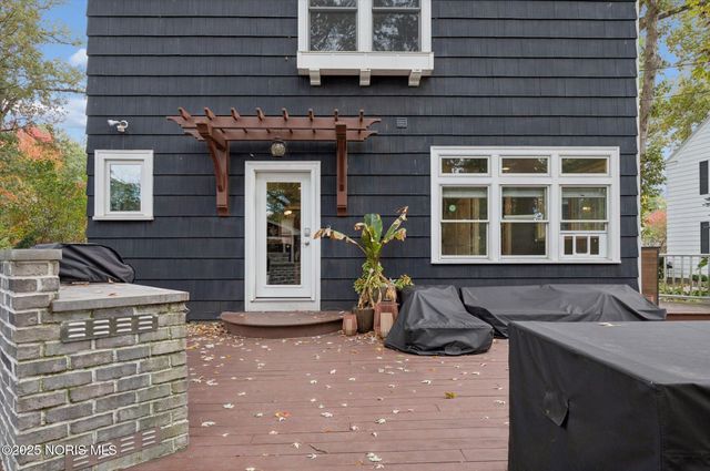 2276 Burroughs Drive, Toledo, OH 43614