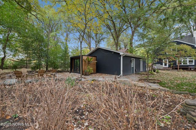 2276 Burroughs Drive, Toledo, OH 43614