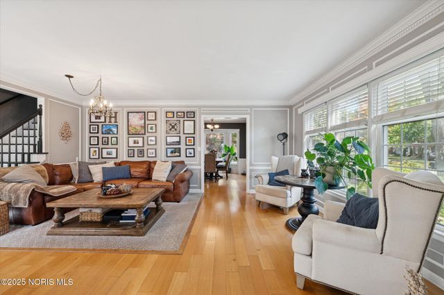 2276 Burroughs Drive, Toledo, OH 43614