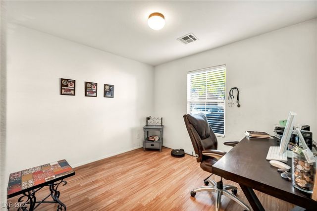 726 IRON BRIDGE Street, Las Vegas, NV 89178