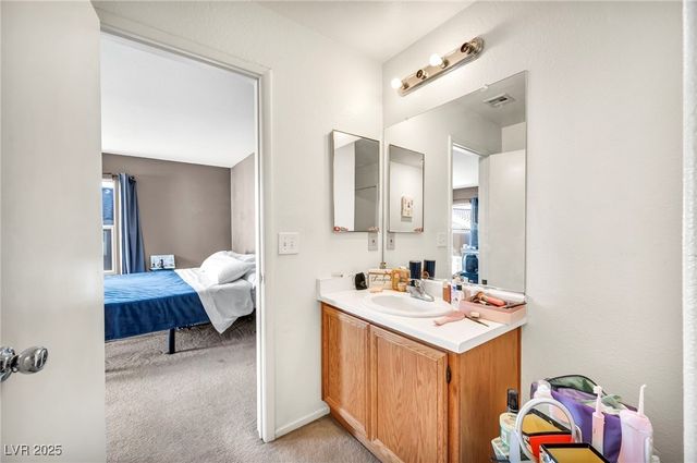 726 IRON BRIDGE Street, Las Vegas, NV 89178